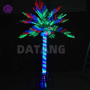 Lumière LED en forme de palmier style côtier pour la décoration de Noël, Halloween, mariage - Étanche IP65 pour utilisation dans les rues, centres commerciaux, sur les plages et lors de festivals - Product Image 4