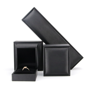 Wholesale High Quality Small Custom logo Plastic Jewelry <strong>Box</strong> <strong>Gift</strong> <strong>Box</strong> Packaging Leather Jewelry <strong>Box</strong> <strong>Bracelet</strong> - Product Image 1