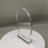 Usine pas cher en gros contenu personnalisé Laser gravure ovale cristal verre trophée prix blanc forme ovale verre trophée