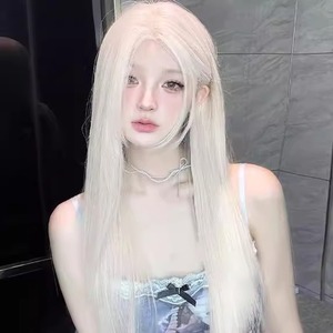 วิกผมยาวตรงสีขาวมูนไลท์ พร้อมหน้าม้าปัดข้าง เส้นผมธรรมชาติ ปิดคลุมทั้งศีรษะ เส้นใยสังเคราะห์คาเนคาลอน - Product Image 3