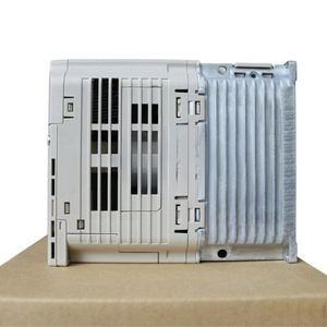 Variador de Frecuencia Compacto Multiprotocolo FES-TO CMMT-AS-C7-11A-P3-MP-S1, 400V Trifásico, 11A, 4kW, Seguridad STO/SBC - Product Image 3
