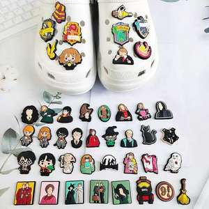 HY Wholesale Nouvelle Arrivée Vente en Gros Breloques Personnalisées en PVC Souple <span class=keywords><strong>Harry</strong></span> pour Chaussures, Décorations Magiques pour Chaussures, Boucles et Bracelets - Product Image 2