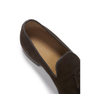 รองเท้าหนังกลับสีน้ำตาลประดับพู่  แบบ Brogues พื้นรองเท้าหนังเย็บแบบ Welted - Product Image 1