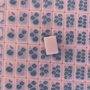 Fanjin Jeu de Mahjong Classique en Mélamine avec Impression Artistique Moderne pour Filles, Idéal pour le Voyage, le <span class=keywords><strong>Camping</strong></span> et les Réunions de Famille, Jeux de Bureau Premium pour Grossistes - Product Image 6