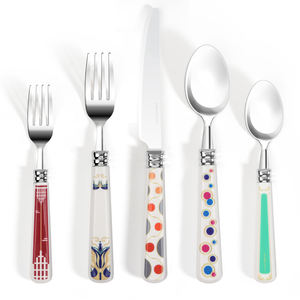 Sello: Juego de cubiertos de acero inoxidable pintado de colores con mangos de plástico de sello verde, adecuado para uso diario en el comedor - Product Image 1