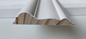 Modern <b>Flooring</b> <b>Accessories</b> Design White Mouldings Monterey Pine Baseboard Wooden Moulding for Indoor Use - Product Image 4