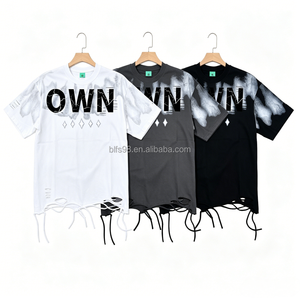 Camiseta Oversize para Hombre, Manga Corta, Cuello Redondo, Algodón Jersey, Estilo Urbano con Estampado de Letras y Diseño de Dobladillo Deshilachado - Product Image 1