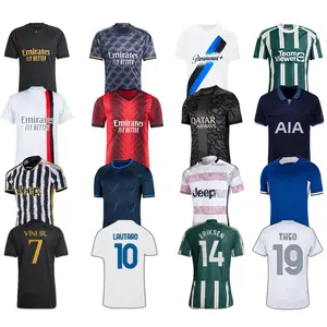 Cổ Phiếu Có Sẵn Mô Hình Mới Mới Nhất Bóng Đá Jersey Thiết Kế Cho Người Đàn Ông Máy Nghe Nhạc Phiên Bản Sọc Đồng Phục Bóng Đá