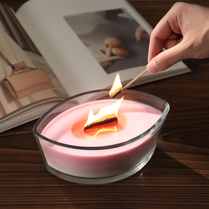 Coffret Cadeau pour Petites Entreprises : Bougie de Soja en Forme de <span class=keywords><strong>Bateau</strong></span> avec Couvercle en Bambou, <span class=keywords><strong>Cire</strong></span> Stratifiée, Remplissage pour Boîte d'Abonnement en Gros, Cadeau Personnalisé - Product Image 2