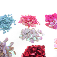 Paillettes en vrac en vrac Paillettes de broderie rondes colorées Paillettes artisanales avec trous pour le bricolage.