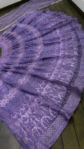 Dernier modèle de design moderne Lilas Shimmer Lehenga Choli pour femmes Vêtements de mariage à la demande la plus élevée avec décoration à paillettes exportés en Inde - Product Image 4