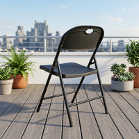 Chaise pliante avec siège en plastique et structure métallique, chaise portable pour événements en plein air