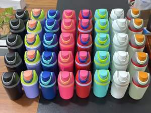 Botella <span class=keywords><strong>de</strong></span> Agua Deportiva <span class=keywords><strong>de</strong></span> Acero Inoxidable Aislada FreeSip con Pajita para Deportes y Viajes, Botella <span class=keywords><strong>de</strong></span> Agua Deportiva Libre <span class=keywords><strong>de</strong></span> BPA, 24 Oz, <span class=keywords><strong>Rapunzel</strong></span> - Product Image 2