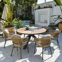 Hochwertige Luxuriöse Moderne Outdoor-Möbel Patio-Esstisch-Set Langlebig und Stühle für Gastronomie und Gartenmöbel