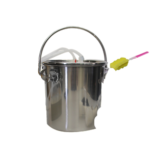 Nueva Máquina Portátil de Ordeño de 5L de Acero Inoxidable para Vacas y Cabras con Bomba de Vacío y 1 Año de Garantía - Product Image 4