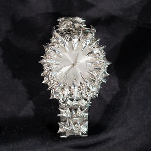 맞춤 디자인 알라바스터 Y2K 쿼츠 무브먼트 고딕 리메이크 남성용 시계 고스 솔더 메이킹 유니크 데코레이션 클로 손목시계 - Product Image 3