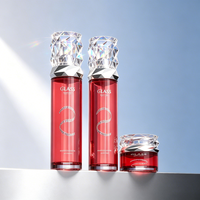 Ensemble de flacons et pots en verre rouge pour emballage cosmétique avec bouchon en cristal, logo personnalisé pour marque et étiquette privée
