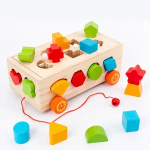 HOYE 기술 아이를 위한 나무로 되는 잡아당기기 차 장난감 모양 분류하는 사람 장난감 기하학적인 모양 어울리는 게임