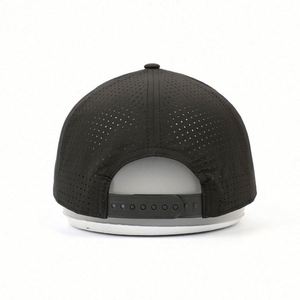 Nueva Gorra de 7 Paneles para Adulto, Estructurada, con Visera Ligeramente Curvada, Orificios Cortados con Láser, Personalizable con Serigrafía, Negra, Promocional - Product Image 4