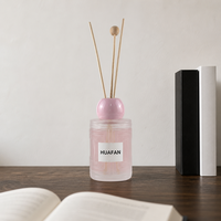 Bouteille diffuseur de parfum cylindrique en verre gaufré de 150 ml, vide, avec bouchon en plastique blanc, impression de logo personnalisée