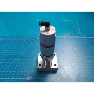 Válvula de Diafragma Neumática FUJIKIN 316L TIPO N.C 473393, Usada, Piezas de Equipos Legacy Semiconductor - Product Image 1