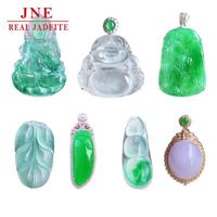 Pendentif en jade jaune de type A, marque Dragon Vert, avec motifs Guan Gong, Bouddha, Guanyin, Chou, et paysage de troupes courageuses en jade