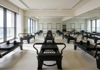 Équipement de Pilates en aluminium, Reformer de Pilates durable, pour studio et usage domestique, Nouveau design 2026, Prix abordable