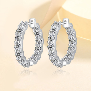Pendientes <span class=keywords><strong>de</strong></span> Plata <span class=keywords><strong>de</strong></span> Ley S925 con Cabeza <span class=keywords><strong>de</strong></span> Vaca y Diamantes <span class=keywords><strong>de</strong></span> Moissanita, <span class=keywords><strong>de</strong></span> Alta Gama, Color D, para <span class=keywords><strong>Matrimonio</strong></span> - Product Image 2