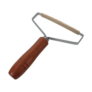 Yinote Solid Wood <b>Lint</b> Remover Metal <b>Roller</b> For Clothes Reusable - Product Image 5