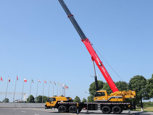 China Top Brand Hebe maschinen max. Tragfähigkeit 100 Tonnen LKW-Kran STC1000T6 mit 60m max. Ausleger länge - Product Image 4
