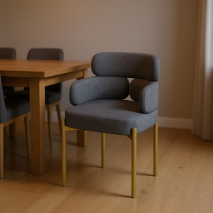 Chaise de salle à manger rembourrée Homeera, tissu gris, pieds en métal doré, pour mobilier de salle à manger - Product Image 2