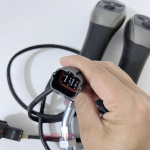 Palanca de control hidráulico eléctrico para excavadora, 4 botones, control remoto universal para maquinaria de excavación - Product Image 2