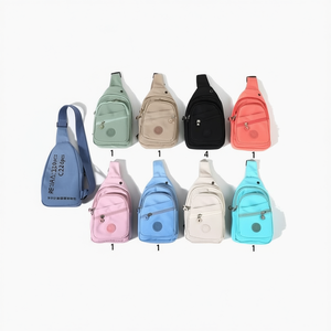 Borsa da petto rotonda con logo da donna Bandolera 53250 240 pezzi Zaino a tracolla colorato per uso quotidiano - Product Image 2