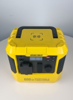 Chargeur de batterie portable 600W LiFePO4 Station de charge sans fil à fonction EU EPS écologique pour panneau solaire à la maison/extérieur