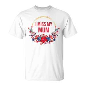 T-shirt floral « I Miss My Mum » avec fleurs rouges et bleues, cadeau commémoratif pour la famille - Product Image 3