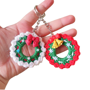 2025 mignon fait à la main écologique gaufrage imprimé cloche de noël fleur couronne porte-clés tissé pendentif crochet peluche breloque - Product Image 4