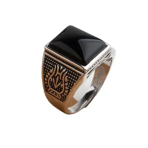 Custom OEM/ODM grande anello di pietra per gli uomini 18k oro placcato in acciaio inox quadrato nero pietra anelli
