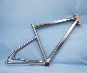 Cadre de vélo en titane Nouveau tube hélicoïdal à travers l'axe câble interne frein à disque <span class=keywords><strong>700C</strong></span> <span class=keywords><strong>ou</strong></span> <span class=keywords><strong>650B</strong></span> - Product Image 3