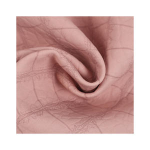 หนัง<span class=keywords><strong>จระเข้</strong></span>แท้ขายดีที่สุดเอฟเฟกต์ฟองเหมือนนูบัค0.75มม. เหมาะสำหรับแจ็คเก็ตหนังกระโปรงหนังและโซฟา - Product Image 4