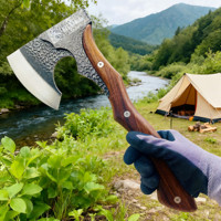 Hache de camping à lame large martelée à la main, manche en bois renforcé par rivets, outil de survie en plein air pour le bushcraft et la randonnée