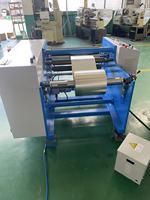 Machine à rembobiner les rouleaux de papier aluminium semi-automatique LKSR-450 Chine 450m/min pour système d'emballage de livraison alimentaire