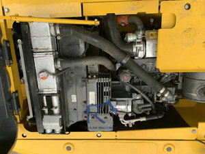 Excavadora Komatsu PC130 de 13 toneladas de alta calidad, Japón usado, bajas horas de trabajo, 130 hidráulico de segunda mano, Motor de excavadora sobre orugas listo - Product Image 5