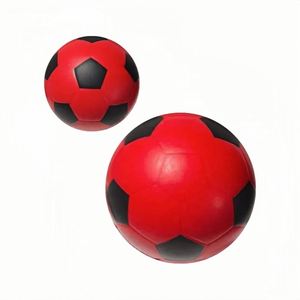 Ballons de football anti-stress en PU personnalisés OEM, cadeaux promotionnels avec logo pour la promotion de la marque - Product Image 3