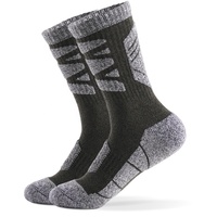 Vente en gros de chaussettes de Sport rembourrées en éponge pour hommes, chaussettes unisexes de randonnée de Trekking de montagne