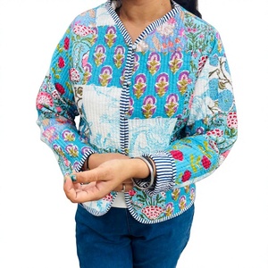Veste matelassée pour femme 100% coton, style bohème imprimé à la main, veste matelassée faite à la main, fermeture à boutons, vente en gros - Product Image 1