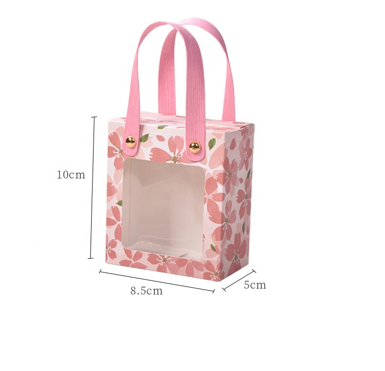 Design con fiori rosa
