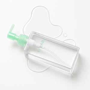 น้ำยาล้างเครื่องสำอางสูตรอ่อนโยนจากสารสกัดเซนเทลล่าและคาเมลเลีย ออยล์ สำหรับทำความสะอาดผิวหน้าอย่างล้ำลึก เหมาะสำหรับทุกสภาพผิว ใช้ได้ทุกวัน (ขายส่ง) - Product Image 3