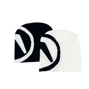 Gorro <span class=keywords><strong>de</strong></span> Alta Calidad, Nuevo Diseño <span class=keywords><strong>de</strong></span> Moda, Gorro <span class=keywords><strong>de</strong></span> Lujo Estilo Y2K, Gorro <span class=keywords><strong>de</strong></span> Punto Jacquard Personalizado con Diseño <span class=keywords><strong>de</strong></span> Flecha y Pájaro - Product Image 2