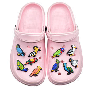 Breloques de chaussures mignonnes en forme d'oiseaux de dessin animé avec perroquets, hiboux, paons, épingles à chaussures, <span class=keywords><strong>Jibbitz</strong></span> animaux personnalisés en PVC pour sabots - Product Image 2