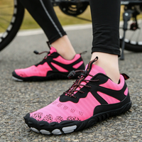 Chaussures aquatiques unisexes athleisure sport chic, légères, avec semelle intérieure rembourrée et soutien de la voûte plantaire, idéales pour la gym, le yoga et l'entraînement.